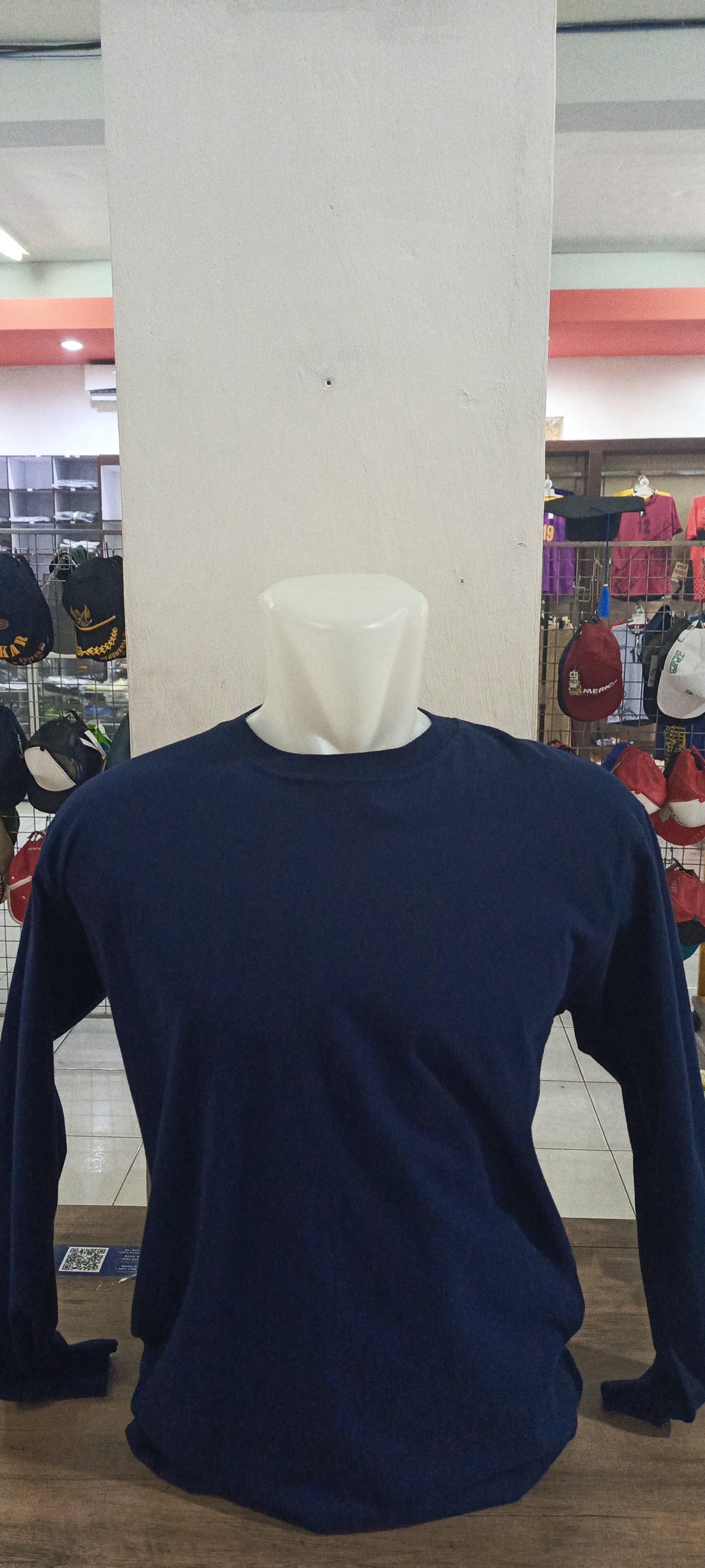 Kaos Oblong Ellanor Combed 24s Navy (Panjang)