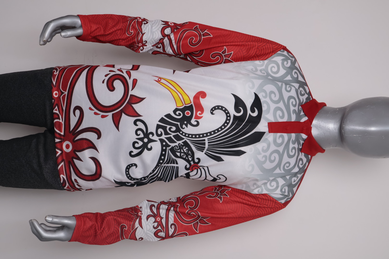 Polo Jersey Dayak Tingang Terawang Kreasi Brazil Putih Merah (Panjang)